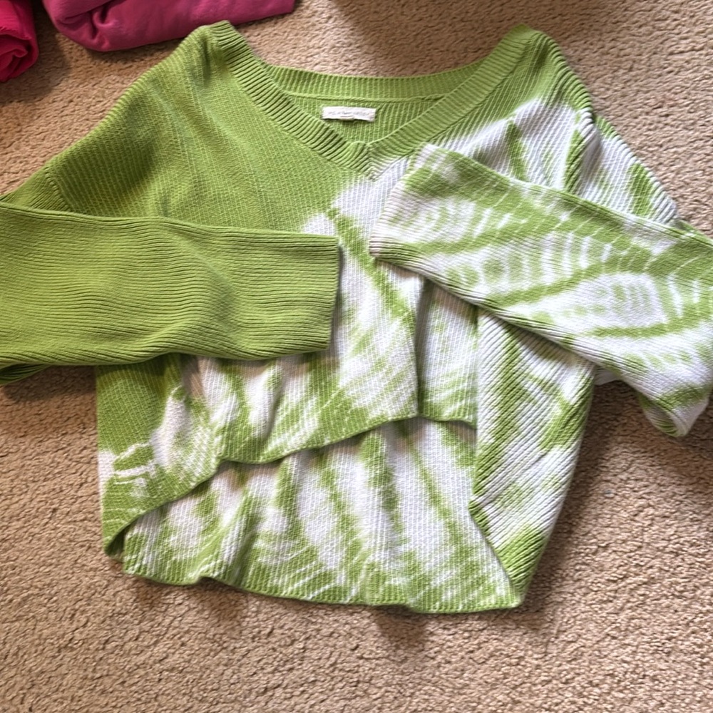 Pacsun L.A hearts v-neck sweater